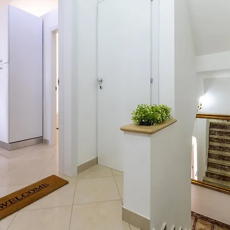 Dimora Biscari Apartment